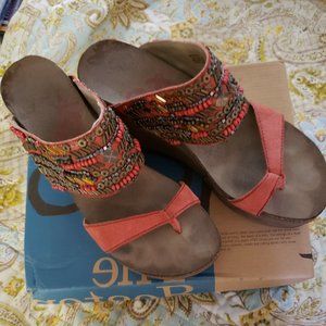 OTBT EUC Bohemian Suede Beaded Wedge 7.5